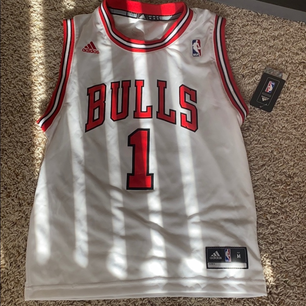 Bulls Derrick Rose Jersey.